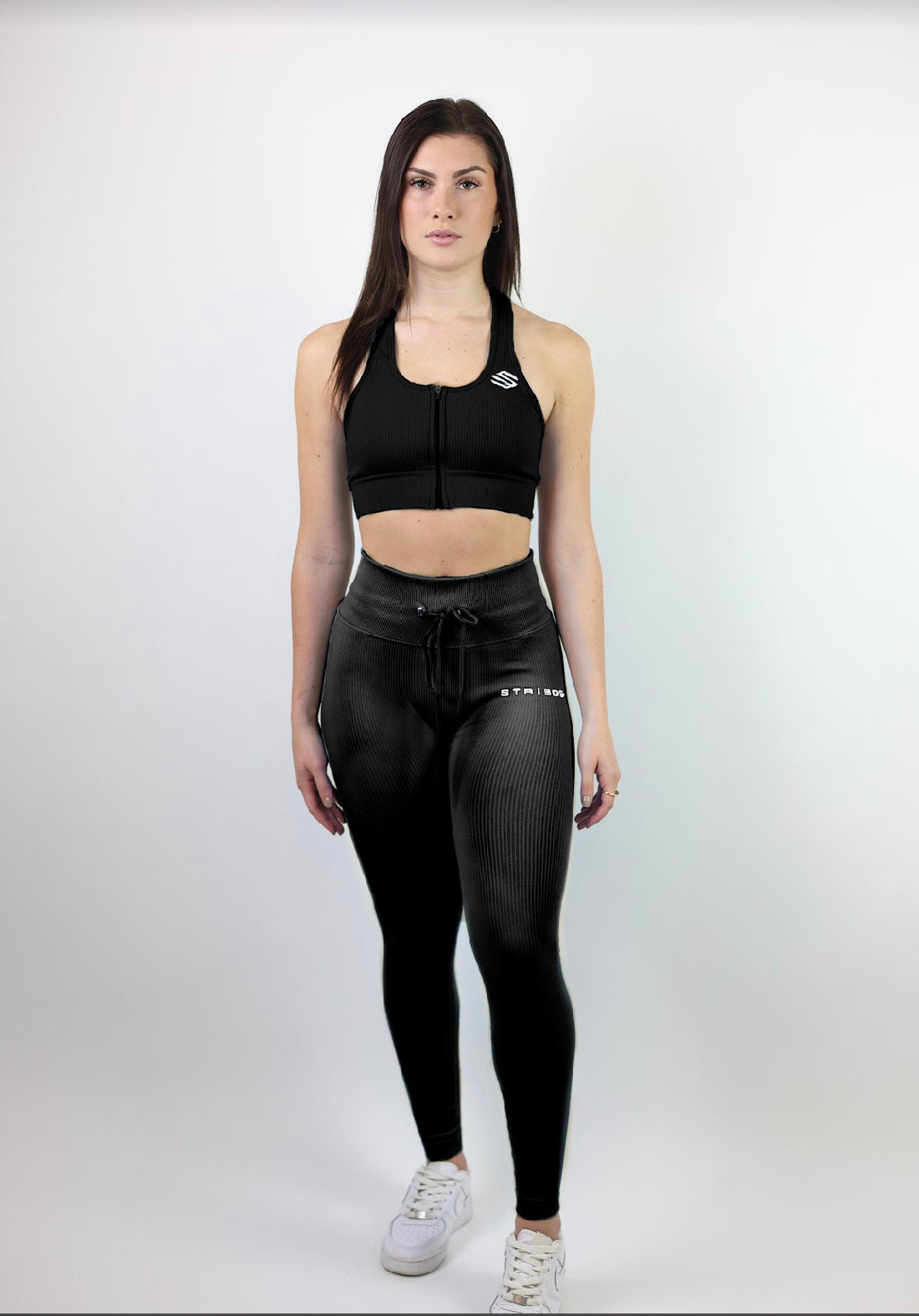 Full Zip Sports Bra - Black